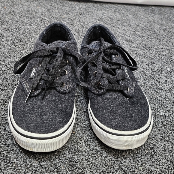 Vans Black Fabric Low Profile Skater Lace Up Sneakers Size Y5.5 - Picture 2 of 8